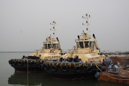 Hai tàu kéo ATD 2412 số 1 và số 2 đã được bàn giao cho Tập đoàn Damen Hà Lan