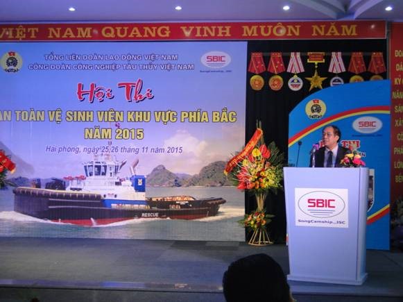 Đồng chí Nguyễn Văn Ngàng - Phó Chủ tịch Tổng Liên đoàn phát biểu tổng kết Hội thi
